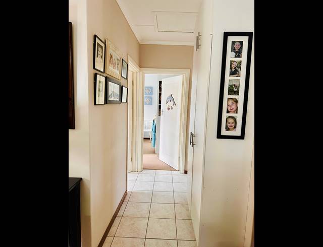 2 BEDROOM TOWNHOUSE FOR SALE IN GONUBIE